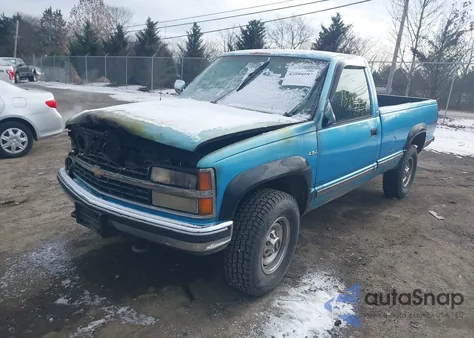 1993 Chevrolet Gmt-400 K2500 из США, поврежденный, VIN 1GCGK24N4PE113604